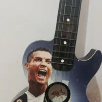 گیتار بچه گانه در حد نو