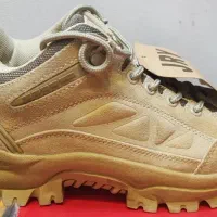 کتونی اورجینال برند JRY