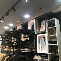 فروشنده حضوری حرفه ای
