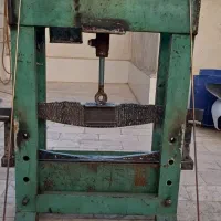 دستگاه  خم وفرم دهی مفتول دستی وپرس هیدرولیک