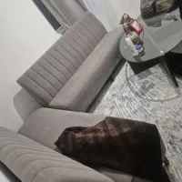 دوعدد کاناپه جهان‌تاب بدون پارگی سالم