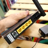 ۲ عدد مودم ADSL یوتل utel|مودم و تجهیزات شبکه|شاهینشهر, عطار|دیوار