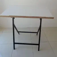 میز نقشه‌کشی سالم
