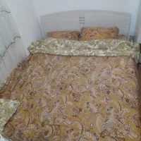 تخت دو نفر