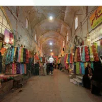 همکار اقا جهت کار در عمده فروشی پوشاک