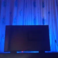 تلویزیون۳۲ اندروید دیجیتال و ماهواره داخلی|تلویزیون و پروژکتور|قم, چهل اختران|دیوار