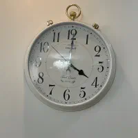 ساعت دیواری