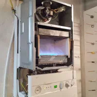 تعمیر تخصصی و سرویس پکیج و آبگرمکن دیواری در محل