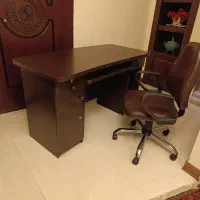 فروش دو میز تحریر