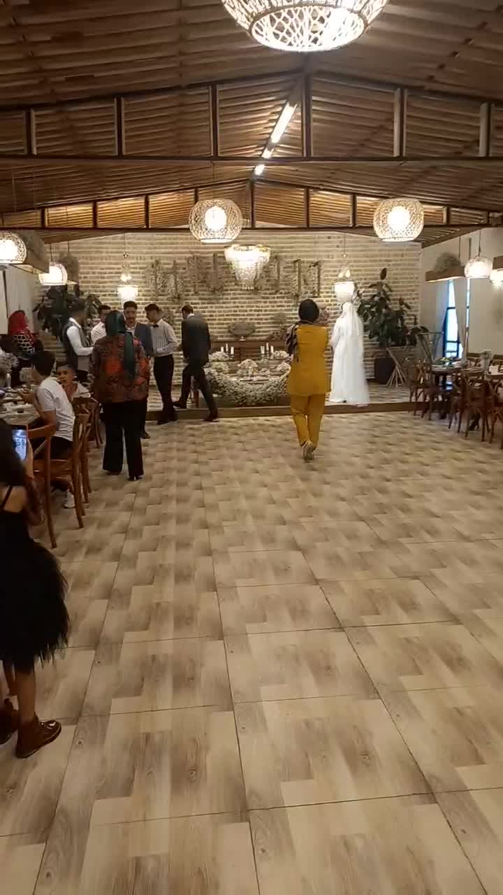 فیلمبردار مجالس|خدمات پذیرایی، مراسم|نیشابور, |دیوار