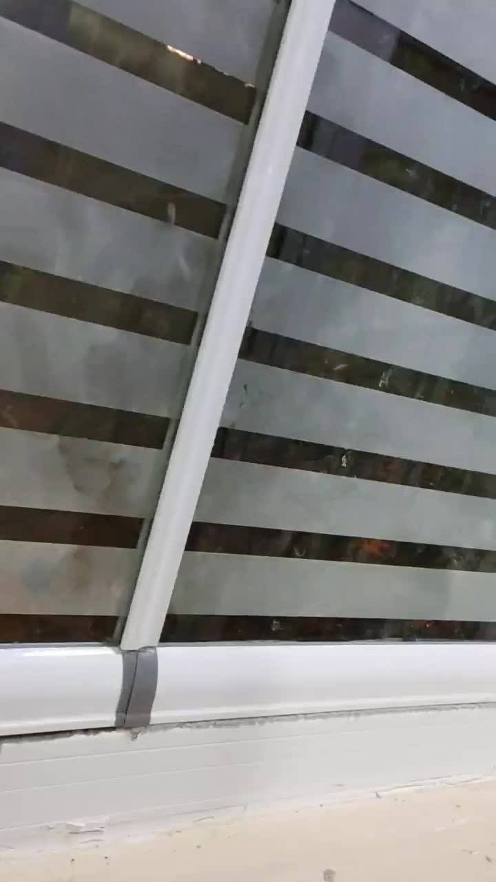 پنجره upvc بالکن شیشه ای شیشه بالکن تور پنجره|خدمات پیشه و مهارت|تبریز, |دیوار