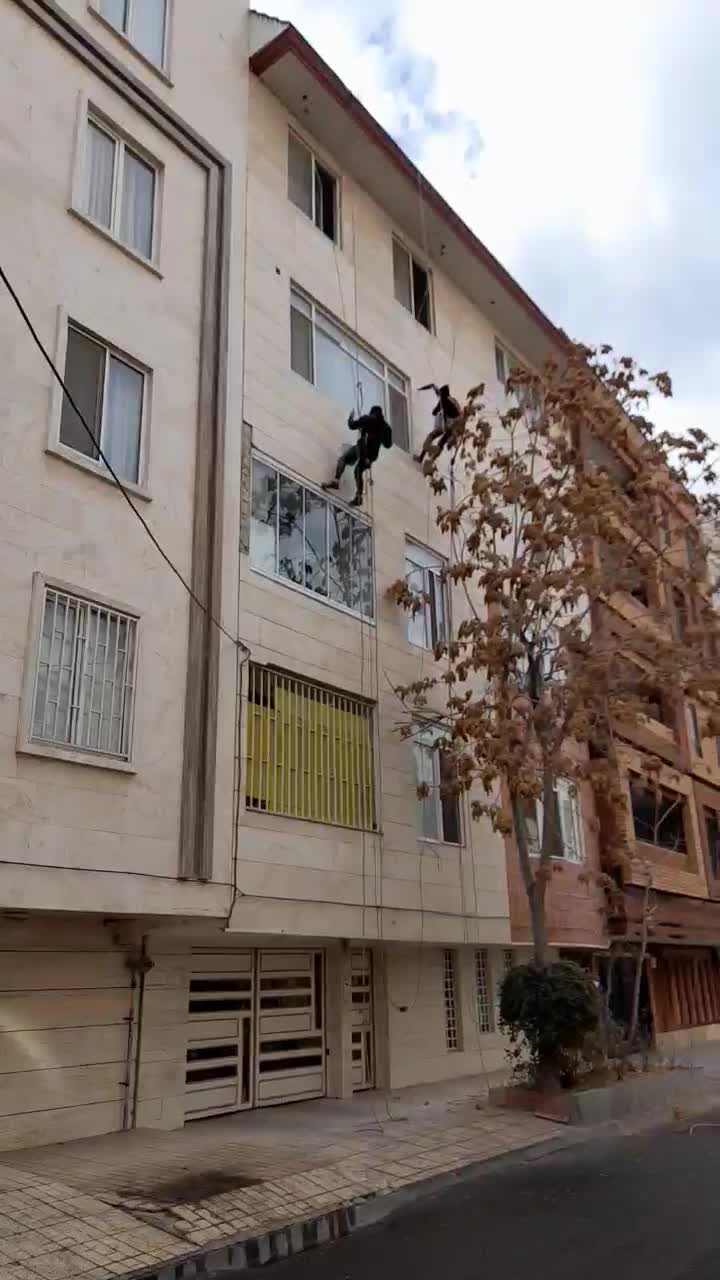 پیچ ورولپلاک رول پلاک نما بدون داربست باطناب راپل|خدمات پیشه و مهارت|کرج, جهان‌شهر|دیوار