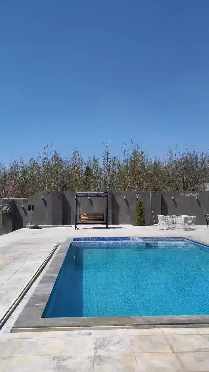 عمارت مدرن باروژ|اجارهٔ کوتاهمدت ویلا و باغ|کرج, فاز ۲ مهرشهر|دیوار