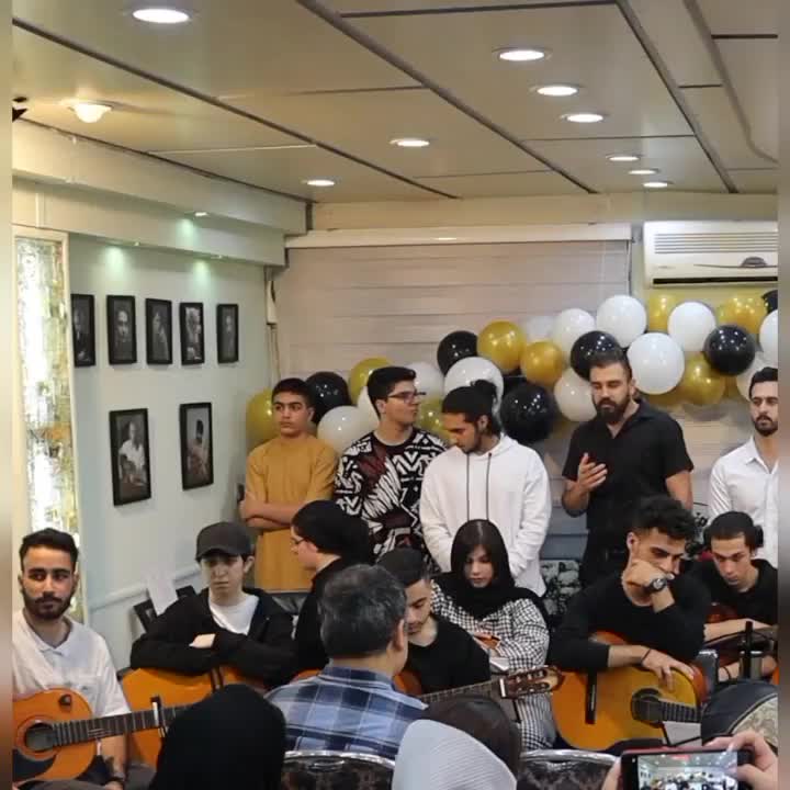 آموزش آواز به صورت‌گروهی و خصوصی|خدمات آموزشی|رشت, امین الضرب|دیوار