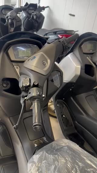 یاماها انمکس YAMAHA NMAX 155|موتورسیکلت|تهران, جنت‌آباد مرکزی|دیوار