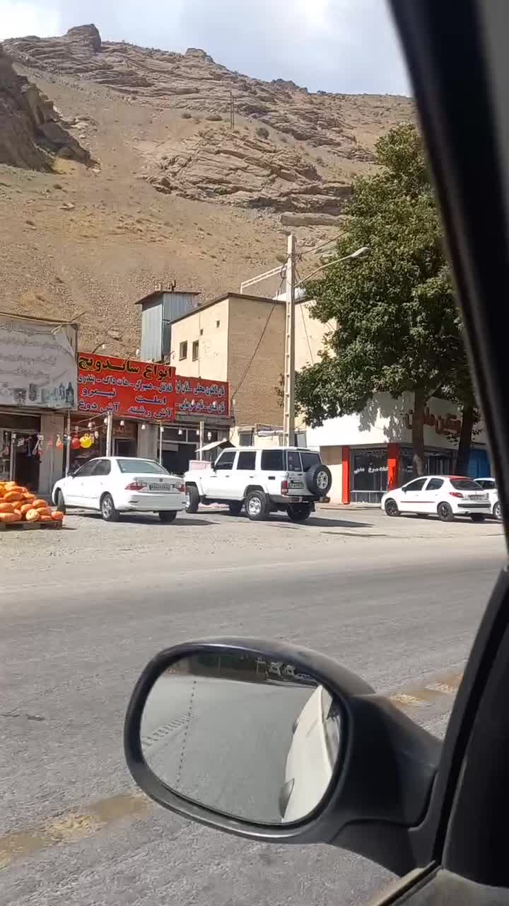 ۲۵۰ متر زمین قابل ساخت و تهاتر در جاده چالوس|فروش زمین و ملک کلنگی|آسارا, |دیوار