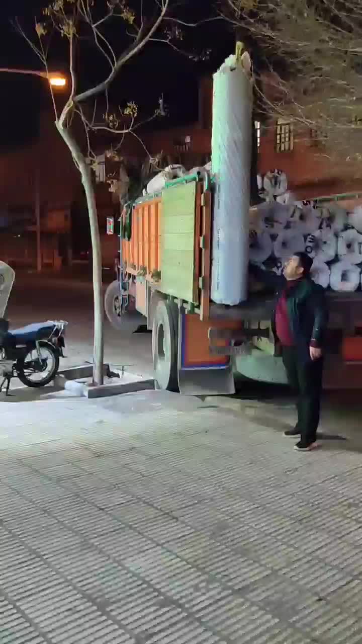 نمایندگی انحصاری چمن مصنوعی دنیای چمن در قم|خدمات باغبانی و درختکاری|قم, ژاندارمها|دیوار