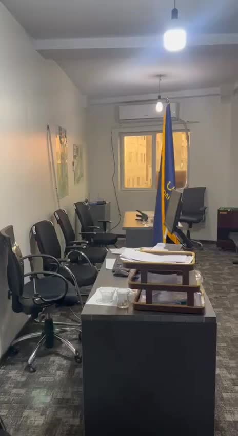 102 متر سند اداری. تابلو خور.نزدیک مترو|اجارهٔ دفتر کار، اتاق اداری، مطب|تهران, شهرک شریعتی|دیوار