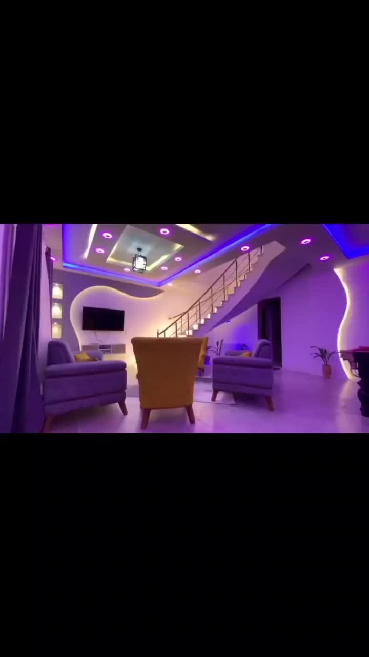 ویلا استخردار مسقیم از مالک(شبرنگ)|اجارهٔ کوتاه‌مدت ویلا و باغ|رشت, گلسار|دیوار