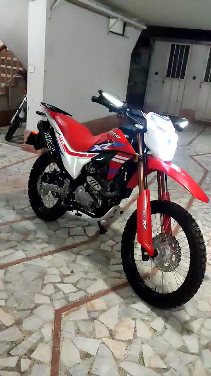 تریل فلات همتاز XR 250 آپشنال|موتورسیکلت|رشت, نامجو|دیوار