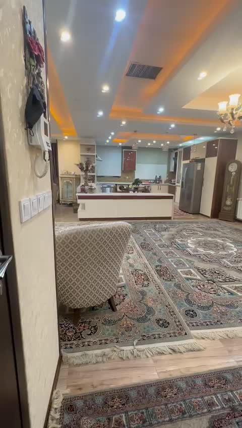 ۱۸۵ متر ۳خواب ۲پارکینگ سندی /گلبرگ غربی صفایی|فروش آپارتمان|تهران, کرمان|دیوار