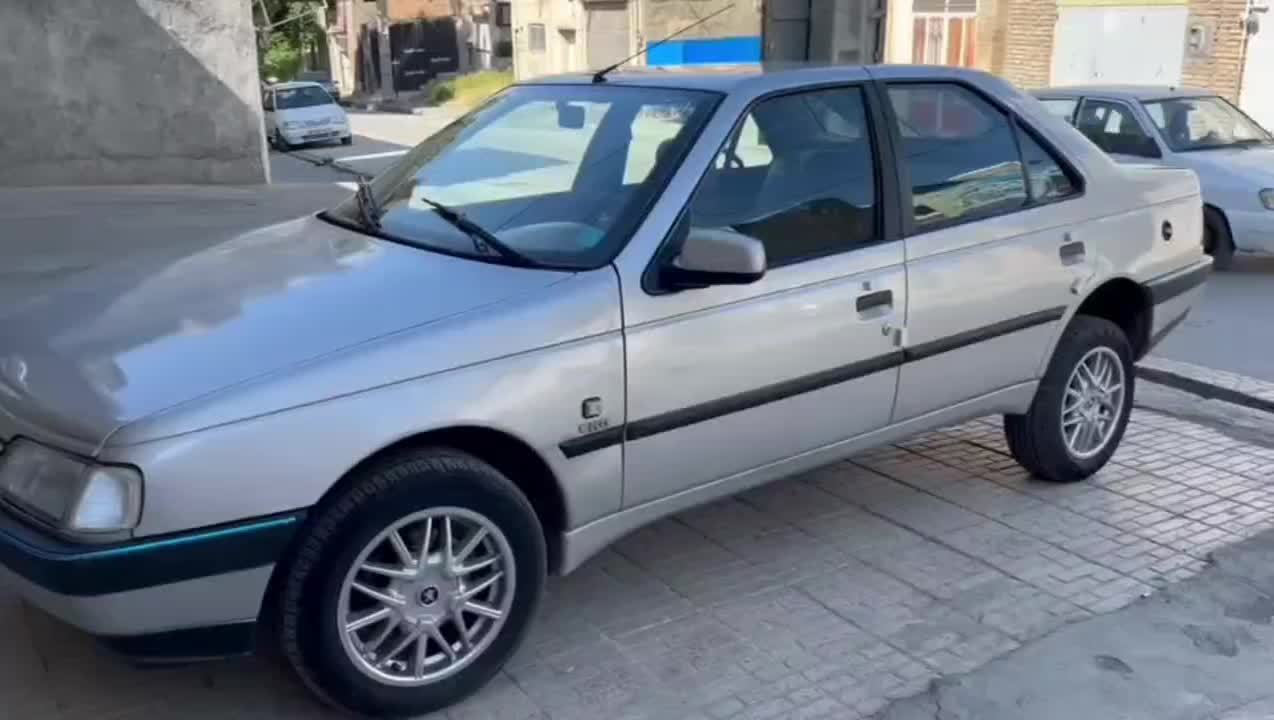 پژو 405 GLX - دوگانه سوز CNG، مدل ۱۳۸۶ لوازمی|خودرو سواری و وانت|کرمانشاه, |دیوار