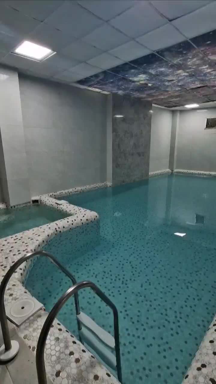 ویلا استخردار و جکوزی سنگی(بدون واسطه)|اجارهٔ کوتاهمدت ویلا و باغ|رشت, سعدی (تختی)|دیوار