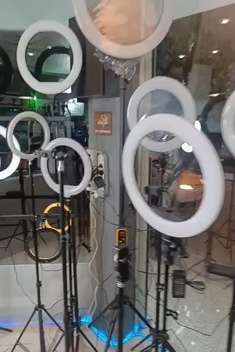 رینگلایت رینگ لایت قطر ۲۶ همراه سه پایه ۲ متری|دوربین عکاسی و فیلمبرداری|مشهد, وکیلآباد|دیوار