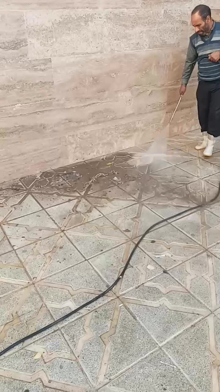 نظافت پله وپارکینگ باکارواش صنعتی وغیره|خدمات نظافت|مشهد, رضاشهر|دیوار