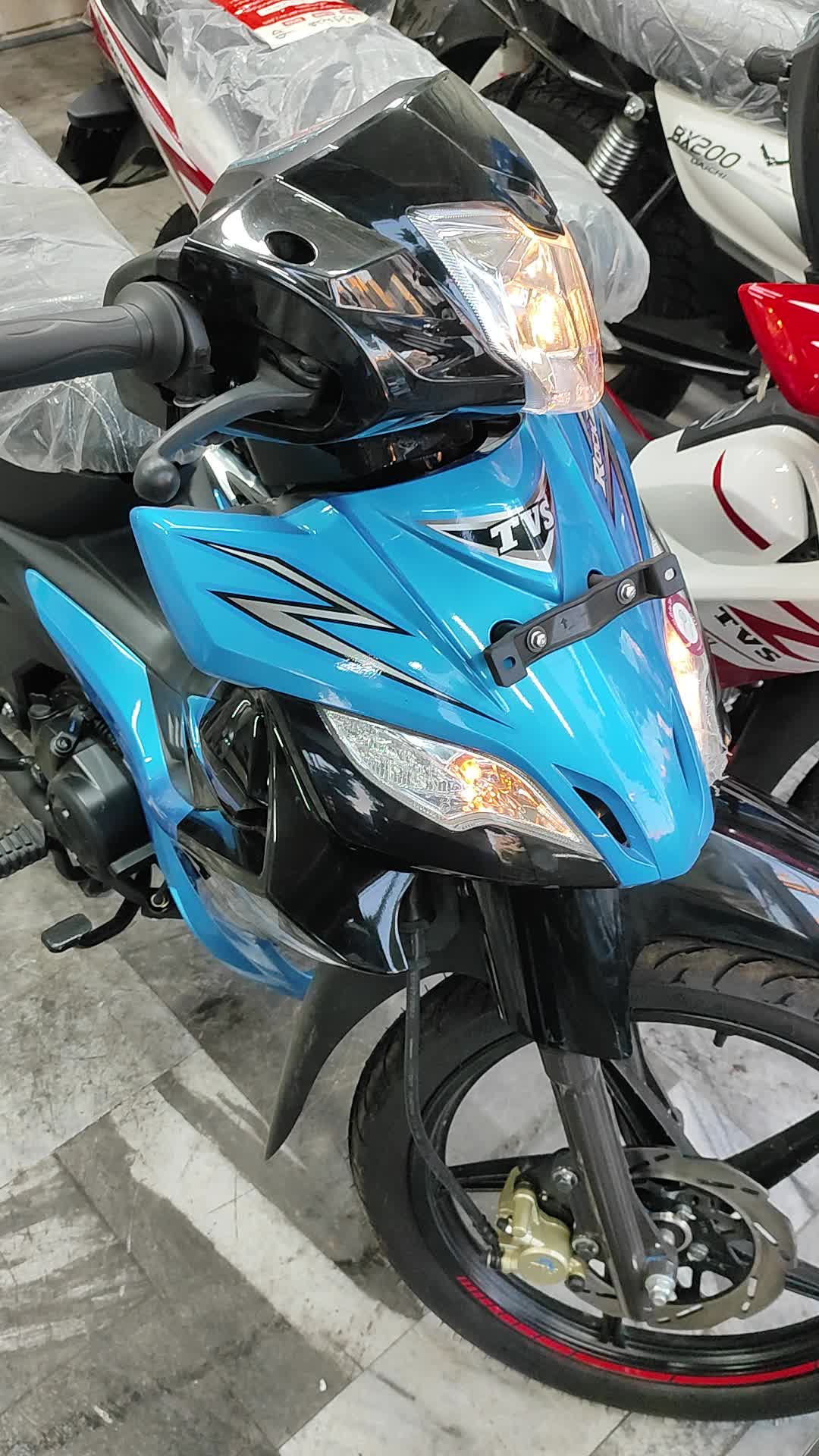 Tvs Rockz 125 صفر ۱۴۰۴|موتورسیکلت|تهران, ایران|دیوار