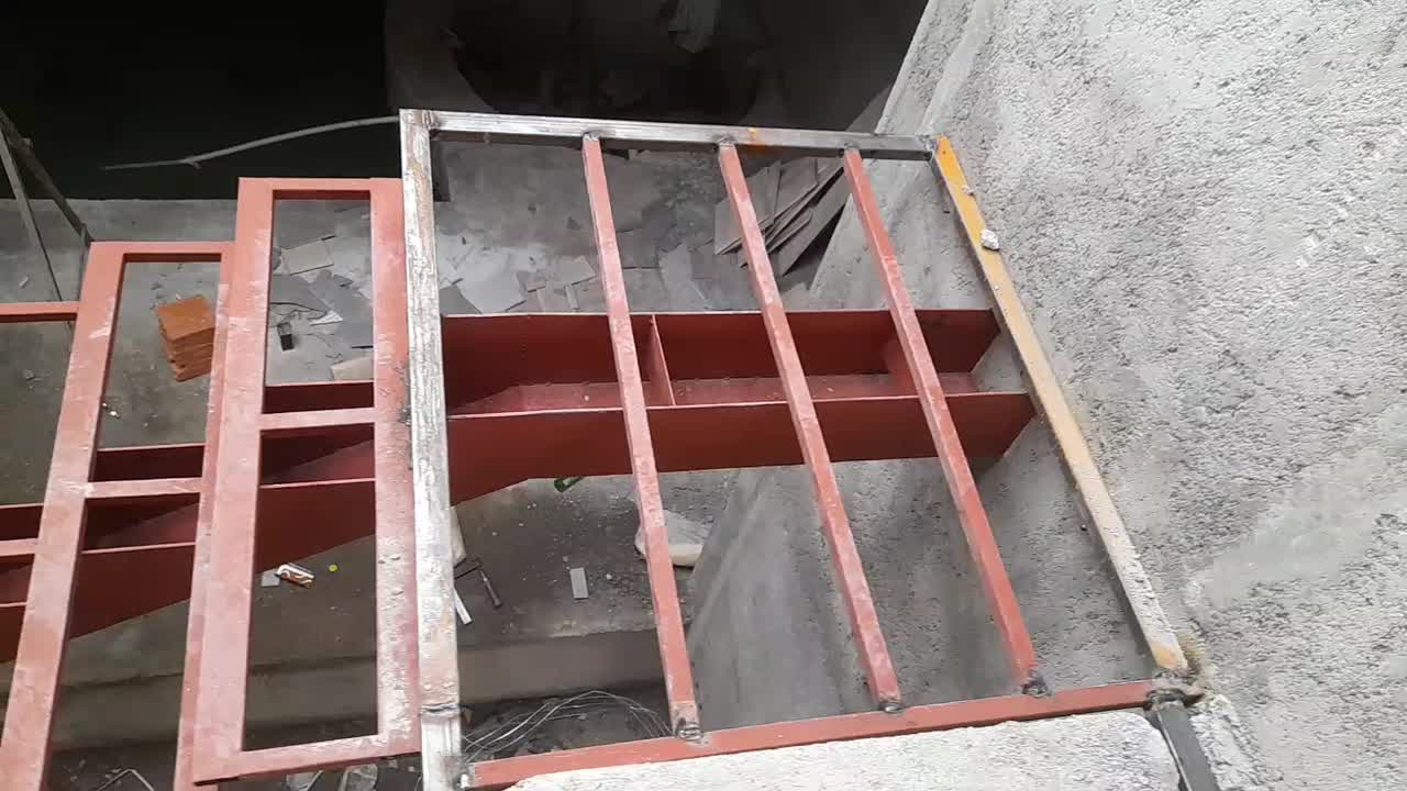 اجرا انواع پله های مدرن و خاص،پله دوبلکس،پله گردون|مصالح و تجهیزات ساختمان|آمل, |دیوار