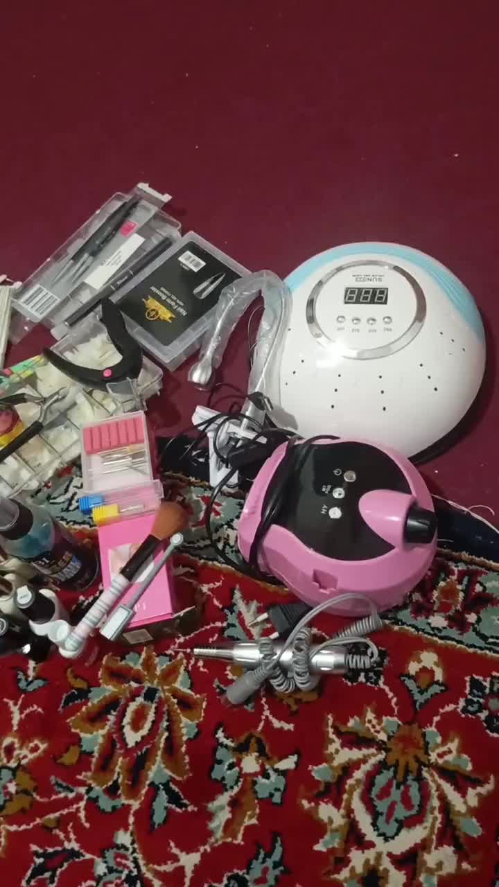 وسایل کامل و تکمیل کاشت ناخن درحد نو|آرایشی، بهداشتی، درمانی|خرمآباد, |دیوار