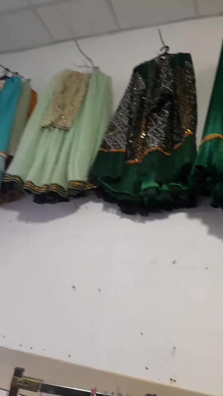 لباس محلی کرایه داده میشود|لباس|ازنا, |دیوار