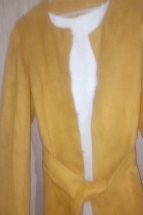 پالتو|لباس|رشت, شهرک قدس|دیوار