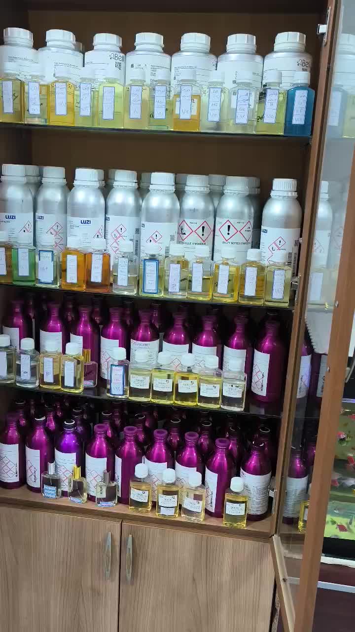 عطر تام فورد درجه ۱  هر سی سی ۹هزار عمده خرده|آرایشی، بهداشتی، درمانی|تهران, آذری|دیوار