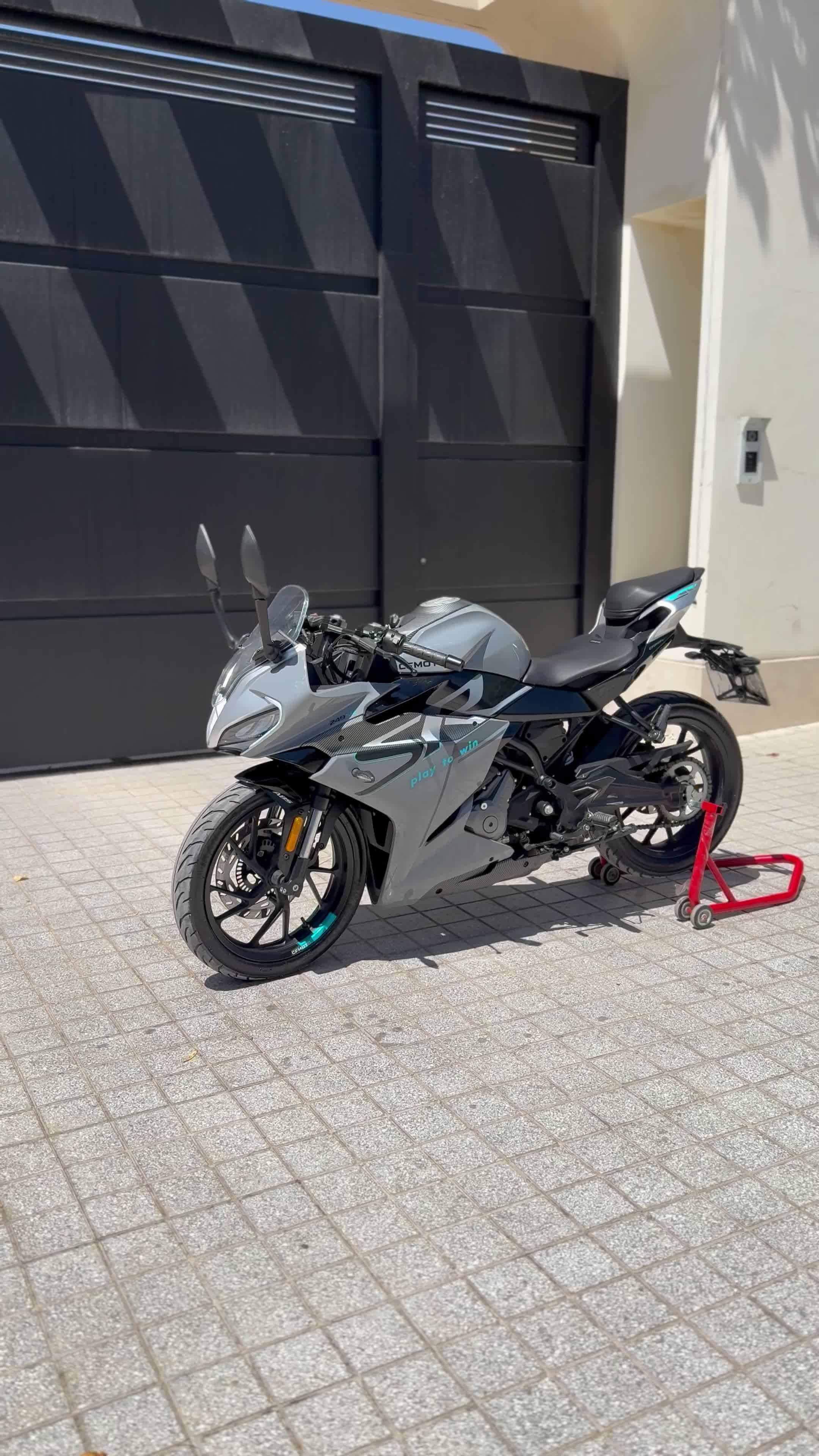Cf 250sr|موتورسیکلت|تهران, پارک شهر|دیوار