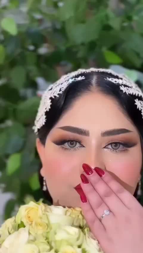 میکاپ وشینیون عروس/عقدی/نامزدی/حنابندان/پاتختی|خدمات آرایشگری و زیبایی|یزد, |دیوار