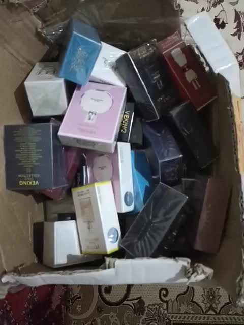 فروشی تعداد ۶۰۰تا ادکلن به صورت عمده|آرایشی، بهداشتی، درمانی|قزوین, |دیوار