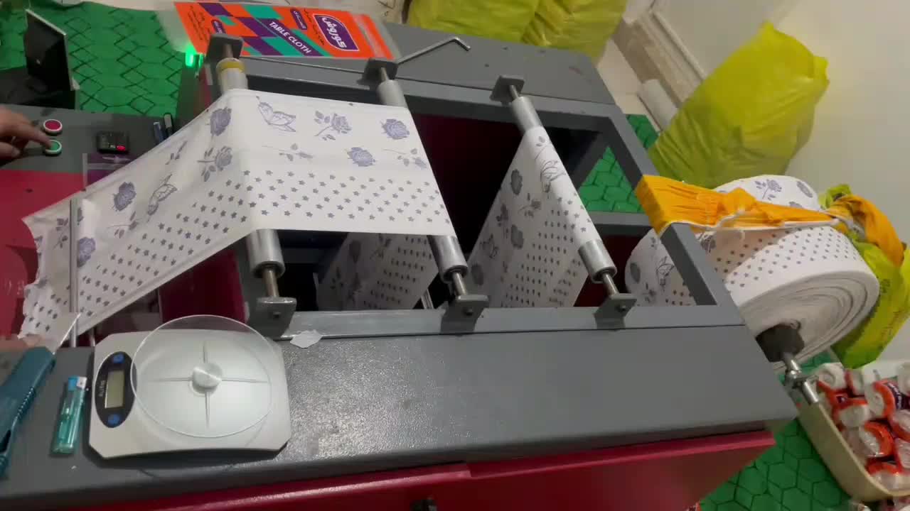 سفره|ظروف نگهدارنده، پلاستیکی، یک‌بارمصرف|پرند, فاز ۴|دیوار