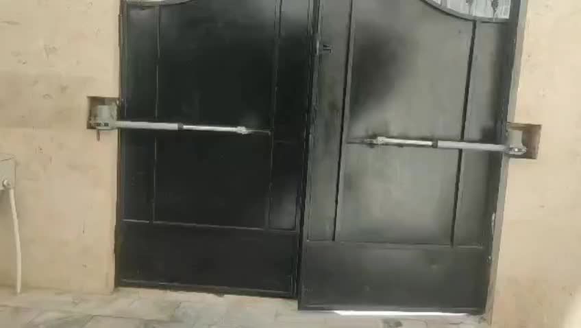 نصب نصاب جک برقی بازویی درب حیاط شرایطی کل استان|خدمات پیشه و مهارت|شیراز, شهرک فرهنگیان|دیوار