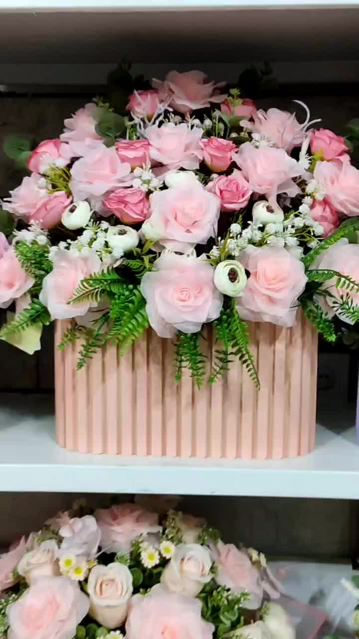 گلهای زیبای ماندگار و شیک|گل مصنوعی|نجف‌آباد, امیرآباد|دیوار