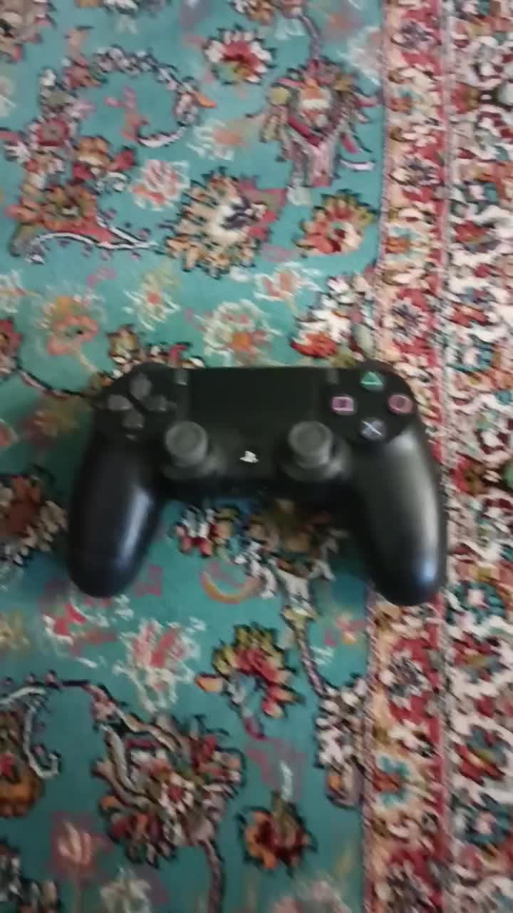 دسته PS4  اسلیم اورجینال در حد|کنسول، بازی ویدئویی و آنلاین|قم, پردیسان|دیوار