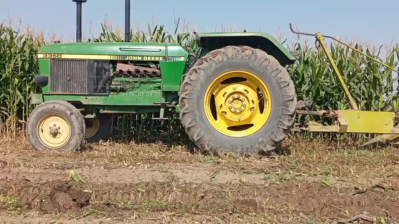 فرش یک دستگاه تراکتورجاندیر تیپ۳۳۵۰به مدل۷۰بفروش|خودرو سنگین|نیشابور, ریوند|دیوار