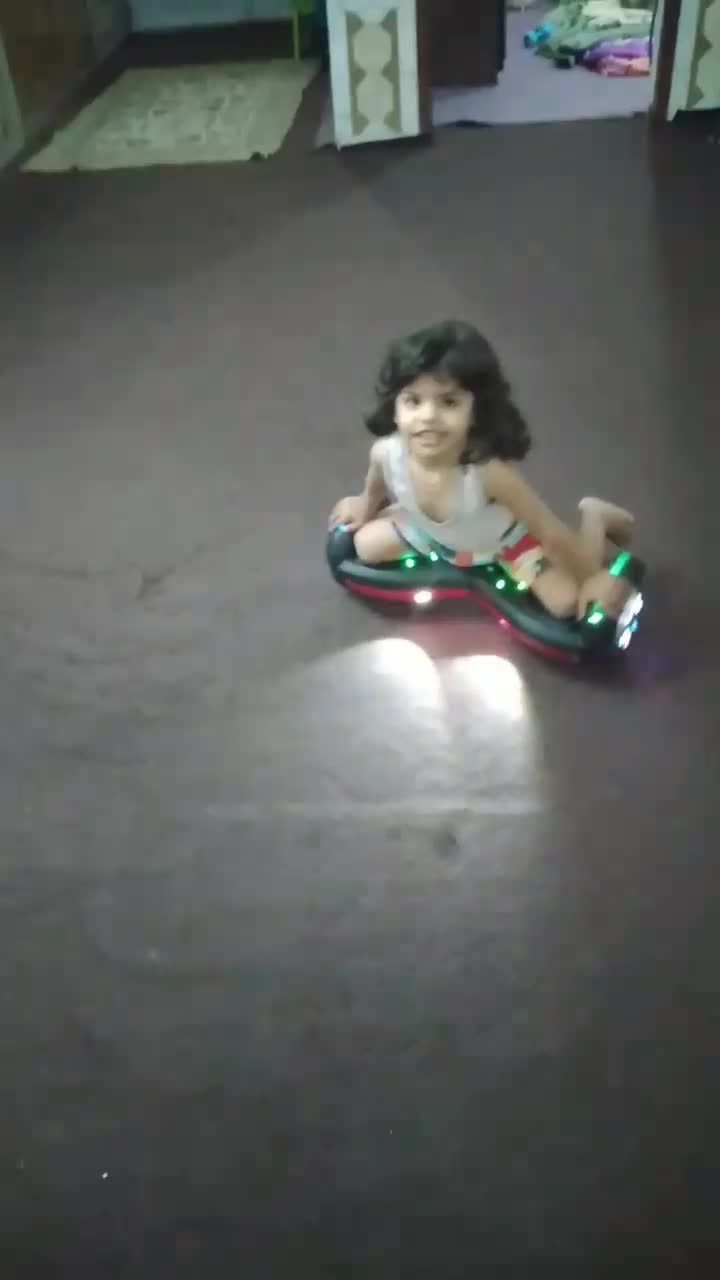 اسکوتر برقی اسمارت دارای ال ای دی تو چرخاش وصفحه|دوچرخه، اسکیت، اسکوتر|جهرم, |دیوار