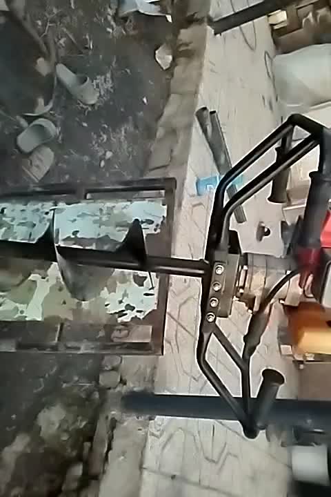 چاله کن|ابزارآلات|نیشابور, ریوند|دیوار