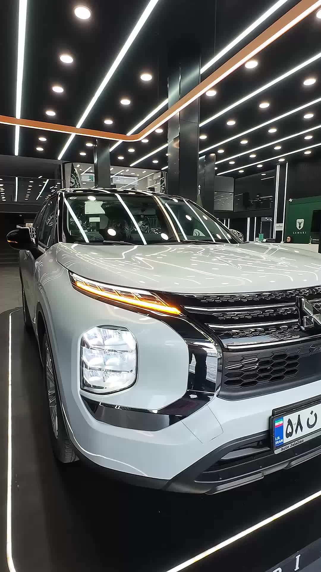 اوتلندر M-LINE|خودرو سواری و وانت|تهران, استاد معین|دیوار