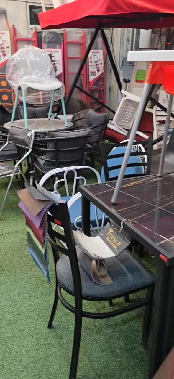 صندلی پلاستیکی باغی ویلایی و جلو مبلی عسلی tyu89|مبلمان خانگی و میز عسلی|مشهد, عبادی|دیوار