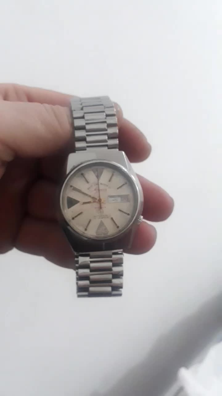 ساعت سویسی وست اند واچ|ساعت|بندر انزلی, گلسرخ|دیوار