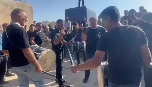 مراسم سنج ودمام ابادانی|درام و پرکاشن|شیراز, شهرک کوشکک|دیوار