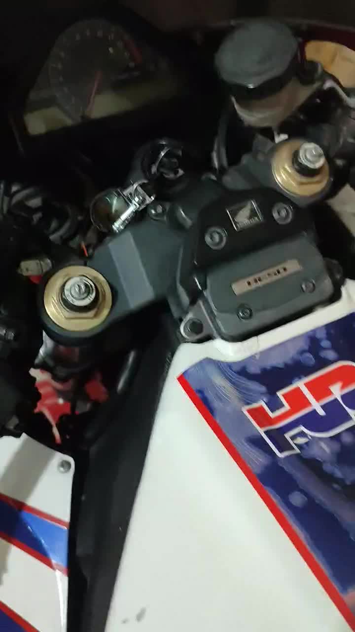 سی بی ار 1000rr|موتورسیکلت|تهران, بوستان چیتگر|دیوار